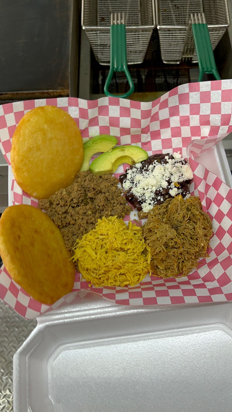 Arepas Lovers Food Truck | restaurant | 7521 Hwy 72 W, Madison, AL 35758, USA | 7069498644 OR +1 706-949-8644