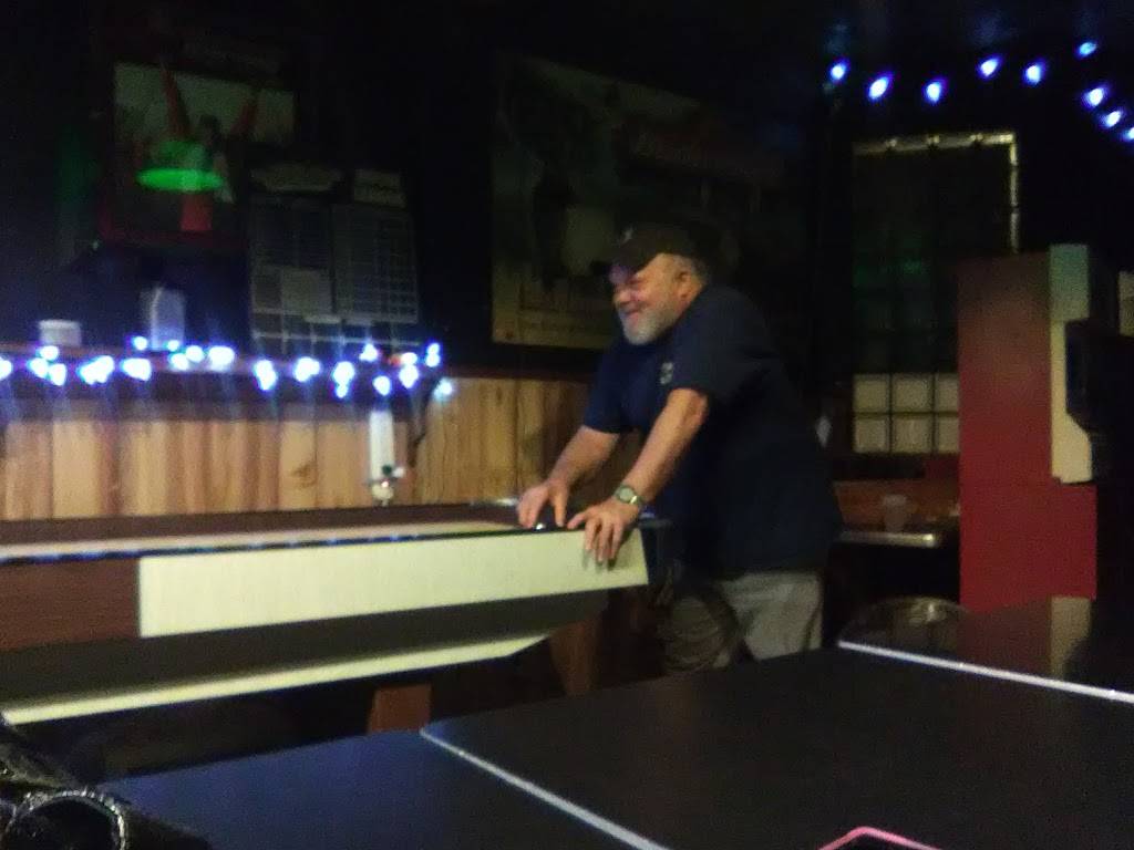 Dedics Bar & Grill | restaurant | 5997 M-52, Owosso, MI 48867, USA | 9897255004 OR +1 989-725-5004