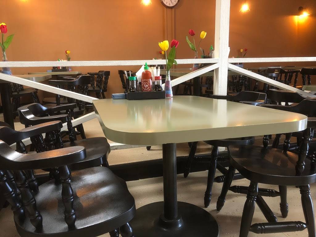 CHOPSTIX BENTO & ROLL | restaurant | United States, California, Montebello, 1122 W Washington Blvd #A | 3237226904 OR +1 323-722-6904