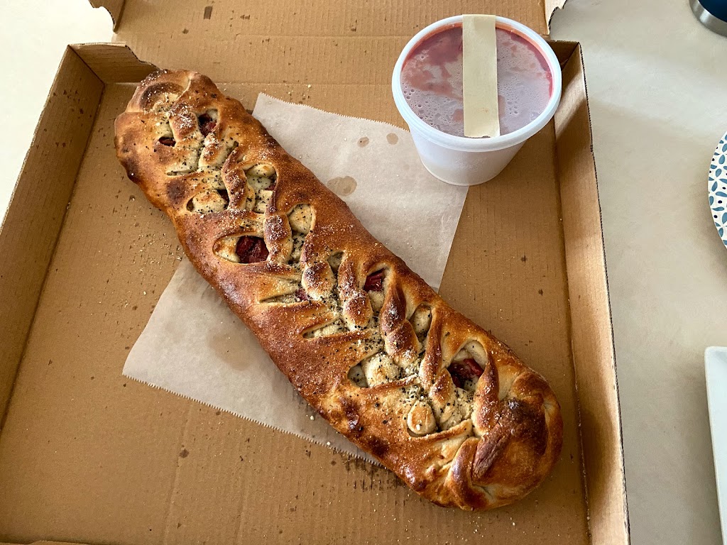 Leones Italian Market & Pizzeria | restaurant | 916 SE 14th Ave, Cape Coral, FL 33990, USA | 2394580013 OR +1 239-458-0013