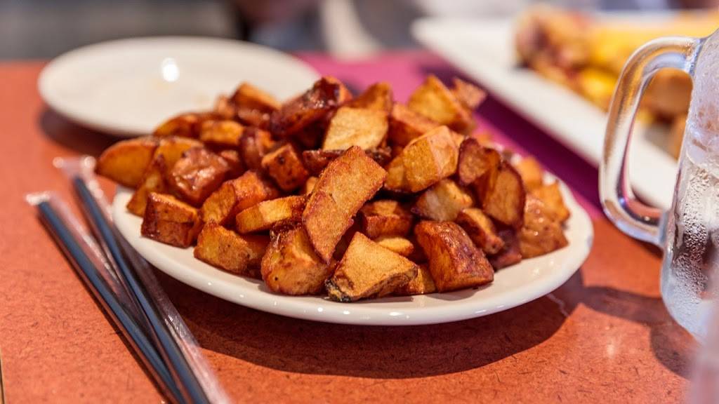 Joes Rusty Nail Restaurant | restaurant | 560 Lincoln Ave, Bellevue, PA 15202, USA | 4127669228 OR +1 412-766-9228