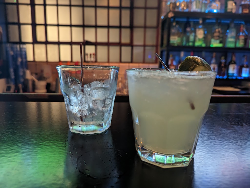 Highlands Bar & Grill Louisville | restaurant | 2280 Bardstown Rd, Louisville, KY 40205, USA | 5029635956 OR +1 502-963-5956