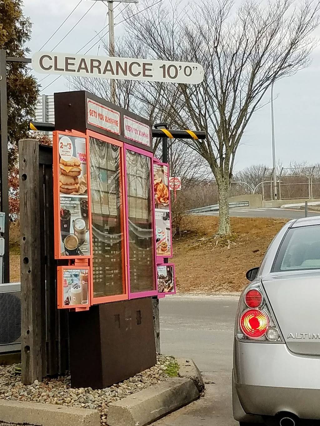 Dunkin | bakery | 231 Old Tower Hill Rd, Wakefield, RI 02879, USA | 4017895419 OR +1 401-789-5419
