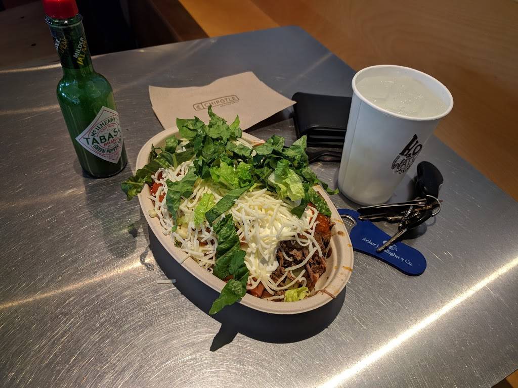 Chipotle Mexican Grill | restaurant | 15375 W Bluemound Rd Ste 170, Brookfield, WI 53005, USA | 2627960463 OR +1 262-796-0463