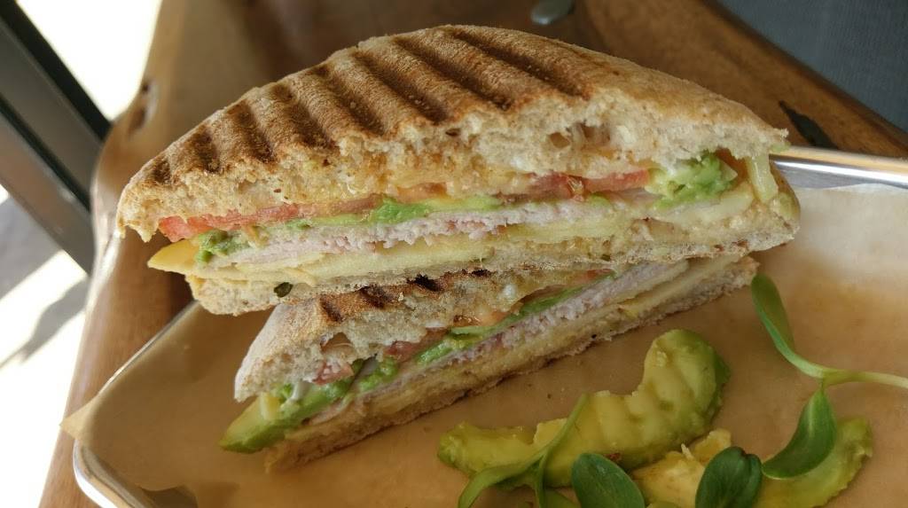 The Juice Bar | cafe | 983 Alamo Dr #1, Vacaville, CA 95687, USA | 7074472306 OR +1 707-447-2306