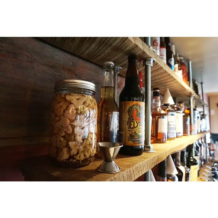 grind kitchen + watering hole | restaurant | 300 Fillmore St, Denver, CO 80206, USA | 7207494158 OR +1 720-749-4158