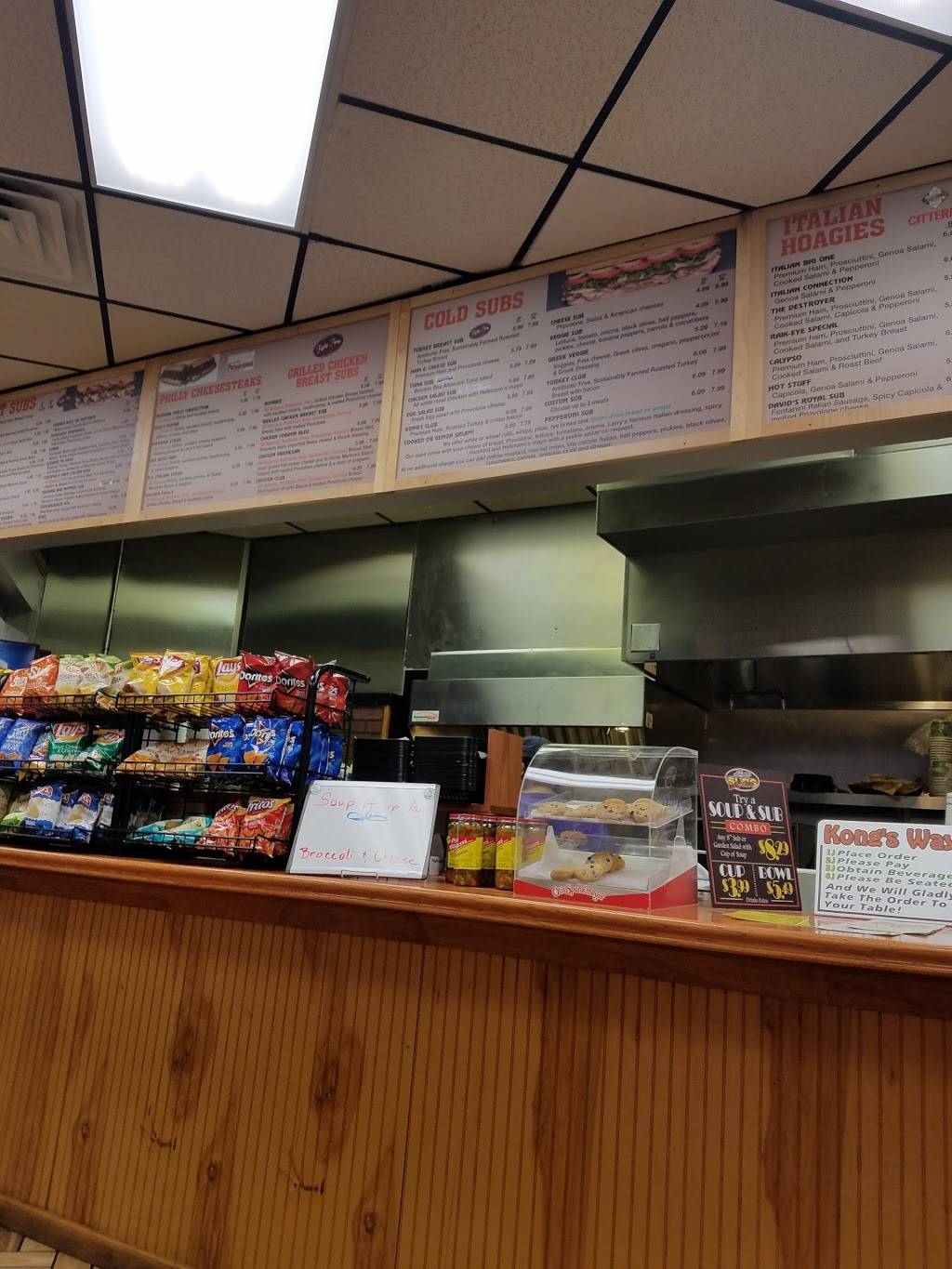 Larrys Giant Subs | restaurant | 12C Euharlee Rd SW, Cartersville, GA 30120, USA | 6783352199 OR +1 678-335-2199