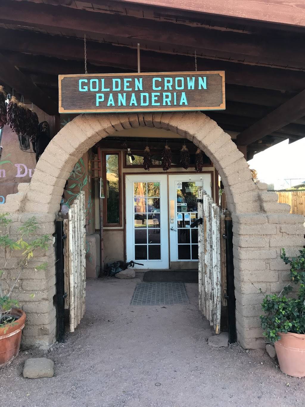 Golden Crown Panaderia | bakery | 1103 Mountain Rd NW, Albuquerque, NM 87102, USA | 5052432424 OR +1 505-243-2424