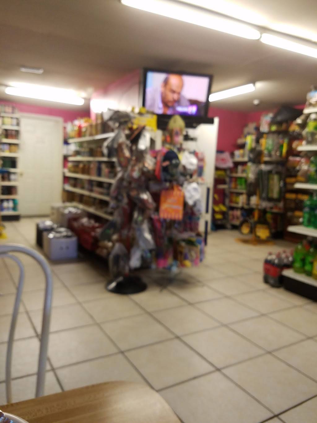 Mis Tres Reynas ahora. la POBLANITA | restaurant | 1983 Lombardy Village Rd, Lumber Bridge, NC 28357, USA | 9103598040 OR +1 910-359-8040