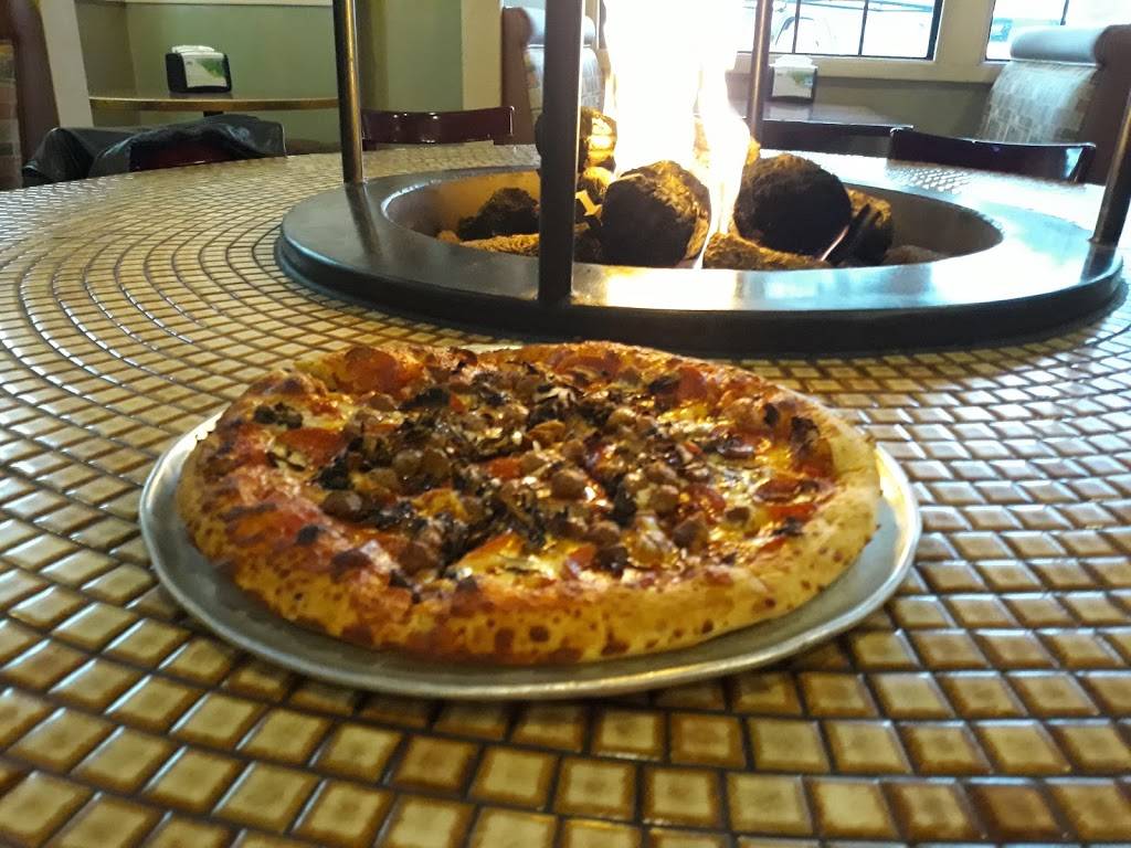 Round Table Pizza | meal delivery | 403 E Arrow Hwy, Glendora, CA 91740, USA | 6269638576 OR +1 626-963-8576
