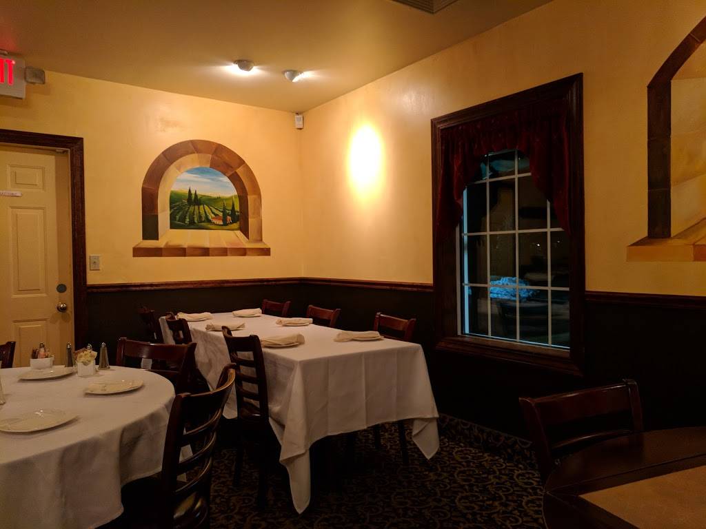 Vespuccis Restaurant | restaurant | 150 Main St, Cheshire, CT 06410, USA | 2032719143 OR +1 203-271-9143