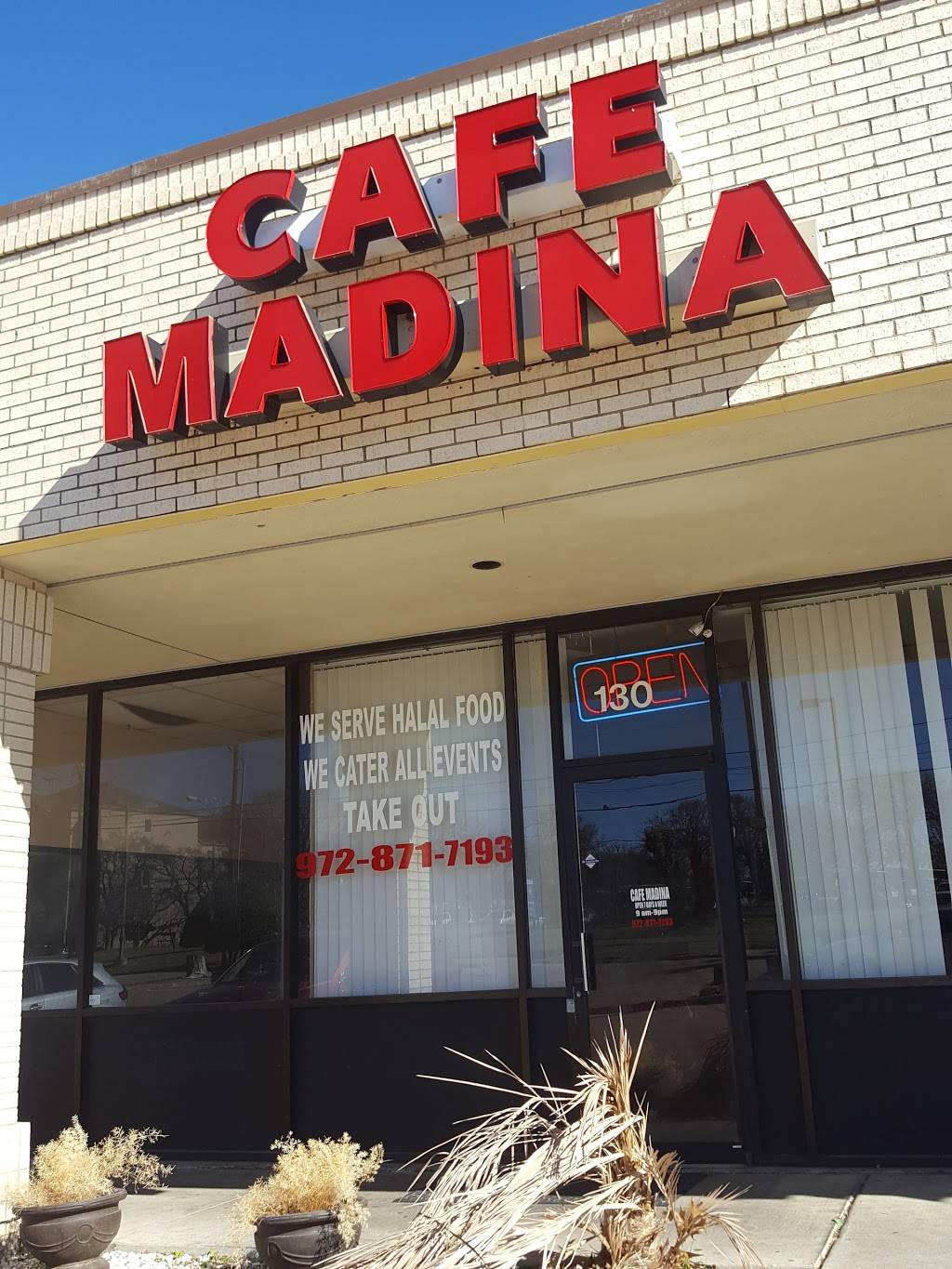 Cafe Madina | cafe | 1820 Valley View Ln, Irving, TX 75061, USA | 9728717193 OR +1 972-871-7193