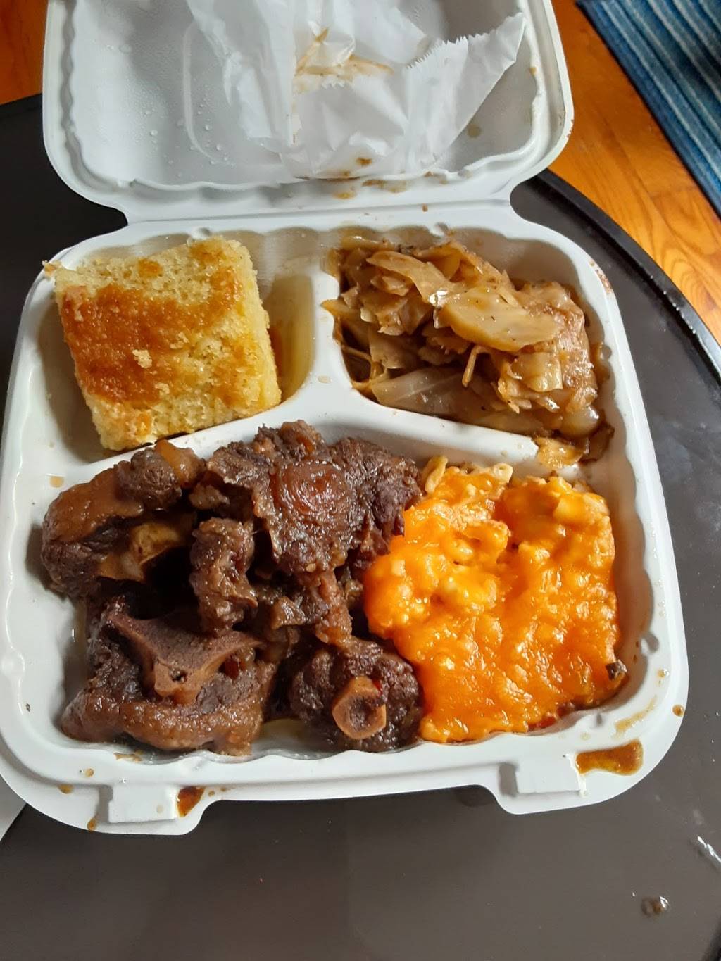 Soul Snacks Café | restaurant | 2702B E Tremont Ave, The Bronx, NY 10461, USA | 3473988917 OR +1 347-398-8917