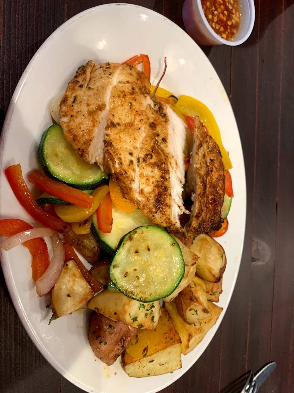 Bravo Eats | restaurant | 201 W Kennedale Pkwy, Kennedale, TX 76060, USA | 8173303221 OR +1 817-330-3221