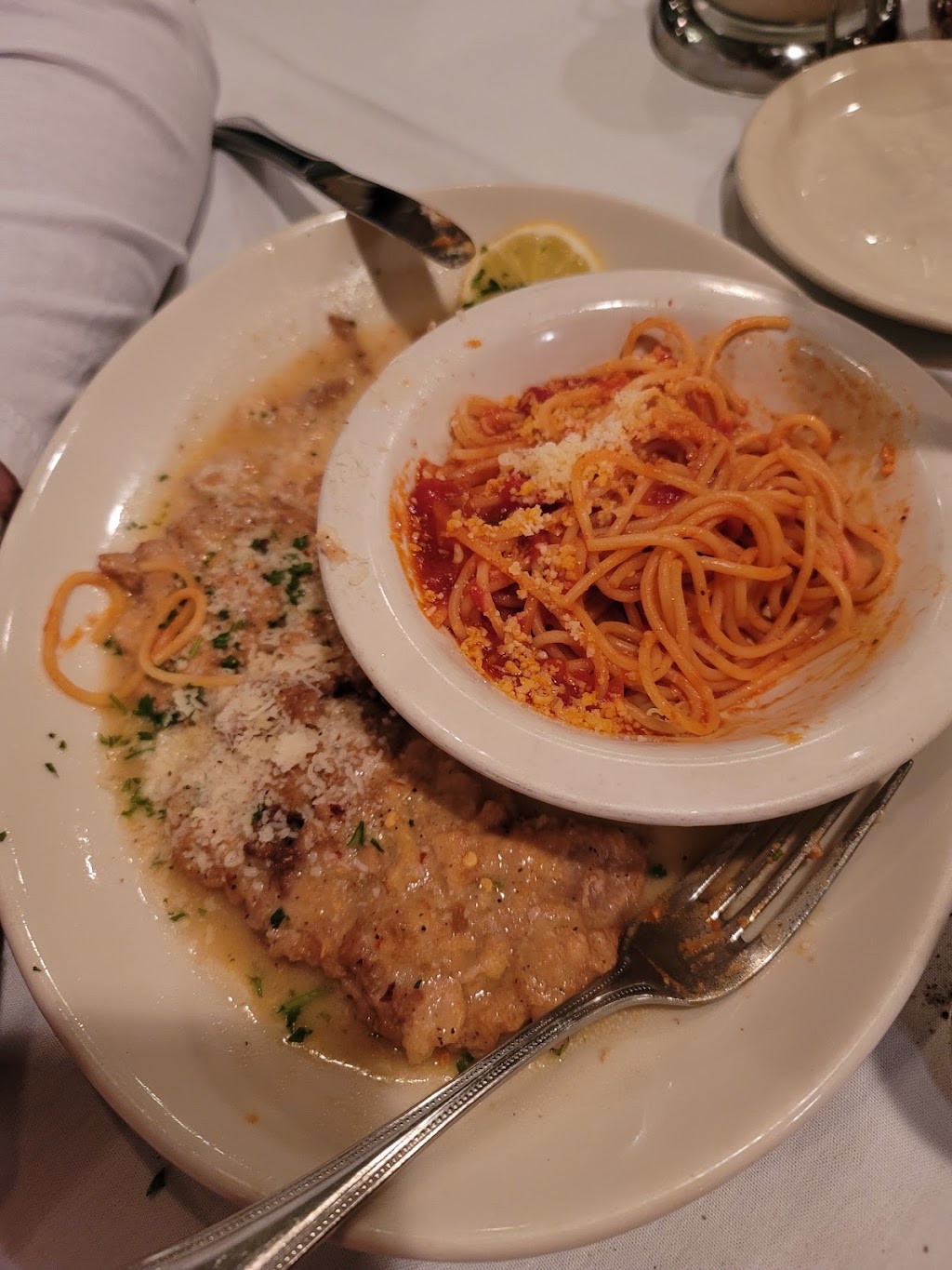 Giannis | restaurant | 1601 E Atlantic Blvd, Pompano Beach, FL 33060, USA | 9549421733 OR +1 954-942-1733