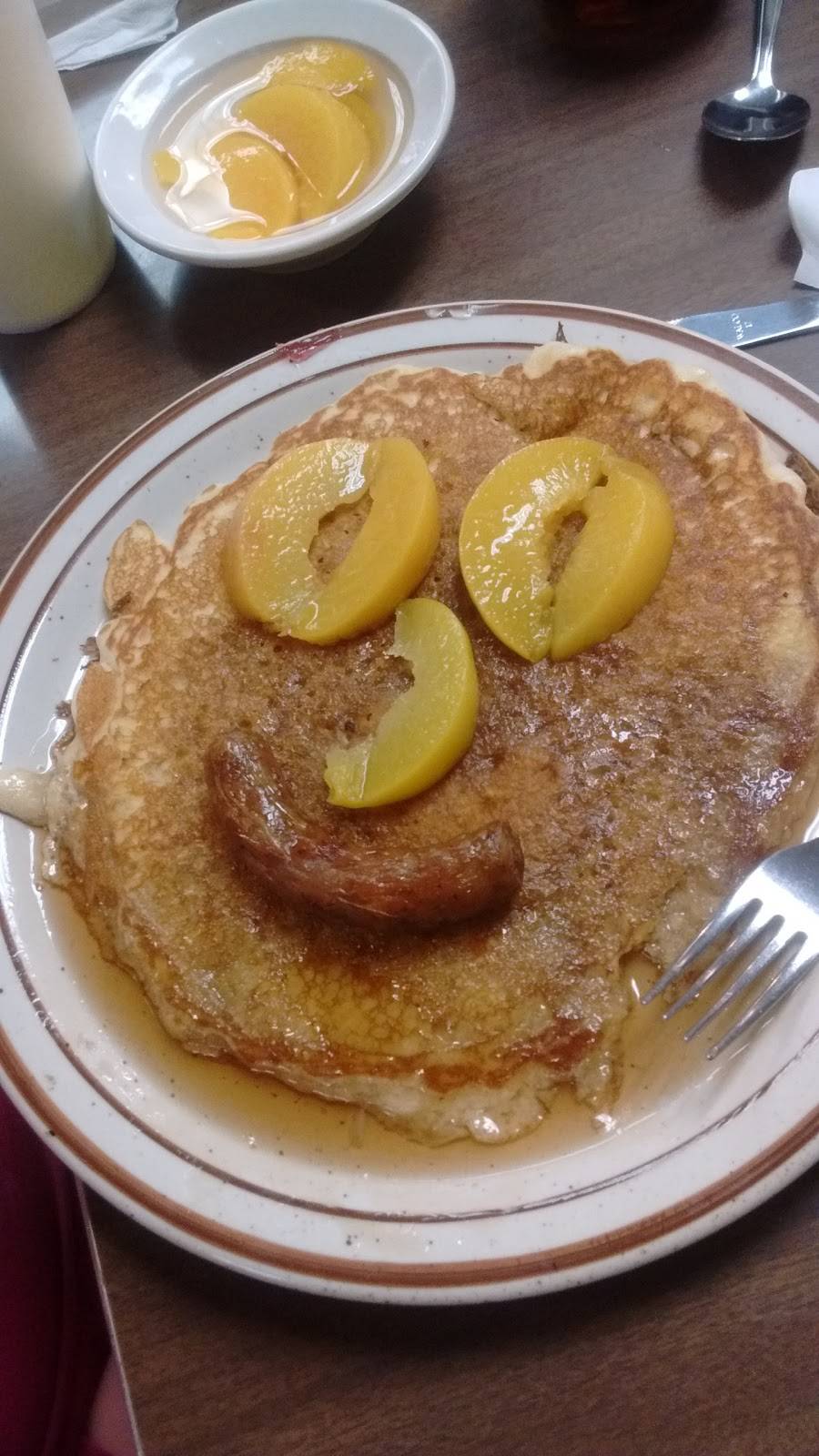 Elm Street Cafe | restaurant | 231 E Elm St, Canton, IL 61520, USA | 3096471680 OR +1 309-647-1680