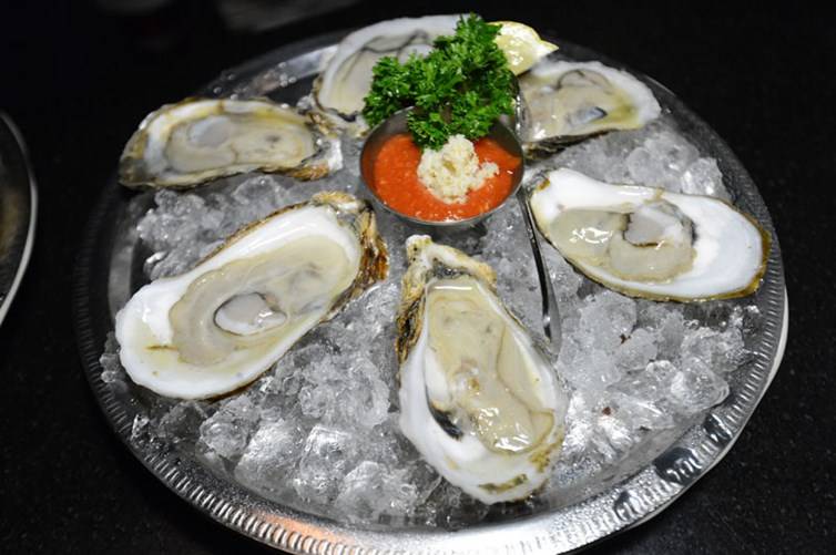 The Avenue Steak Tavern | restaurant | 1307 Grandview Ave #3013, Columbus, OH 43212, USA | 6144859447 OR +1 614-485-9447