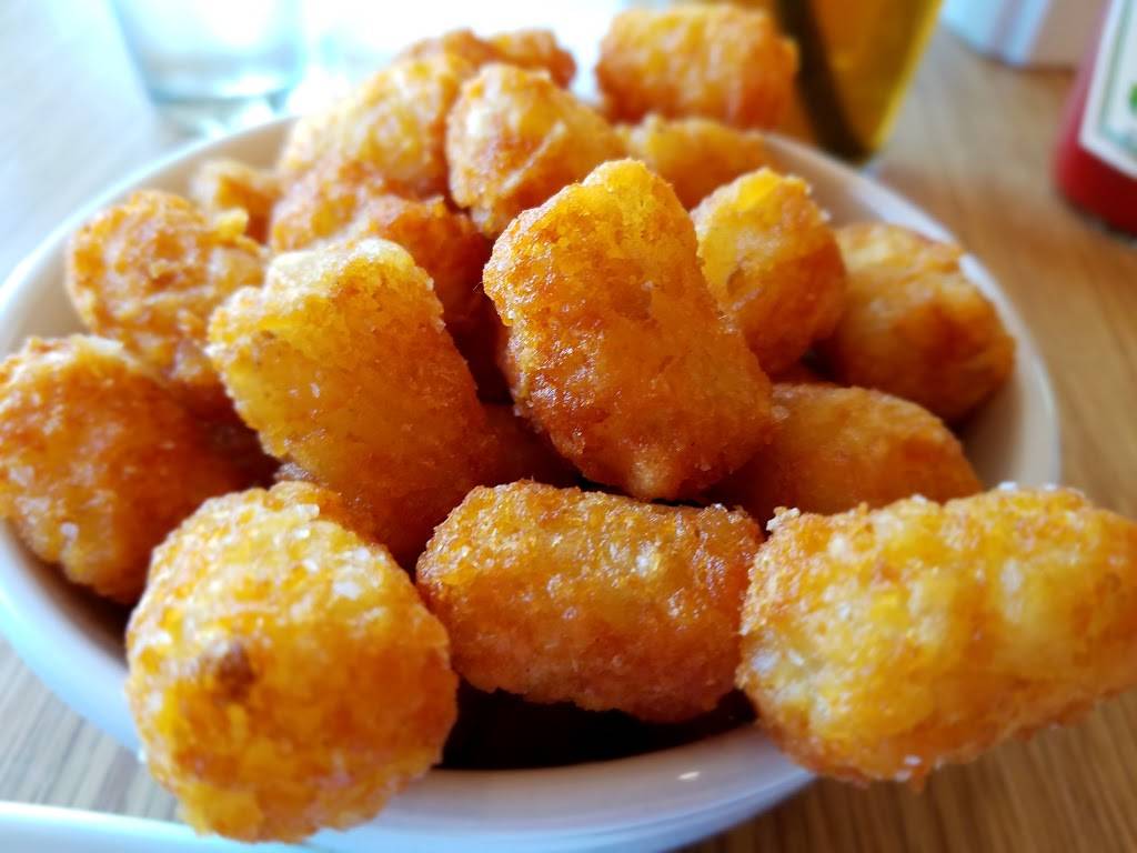 Heyday Bar & Restaurant | restaurant | 1372 31st Ave S, Seattle, WA 98144, USA | 2068299816 OR +1 206-829-9816