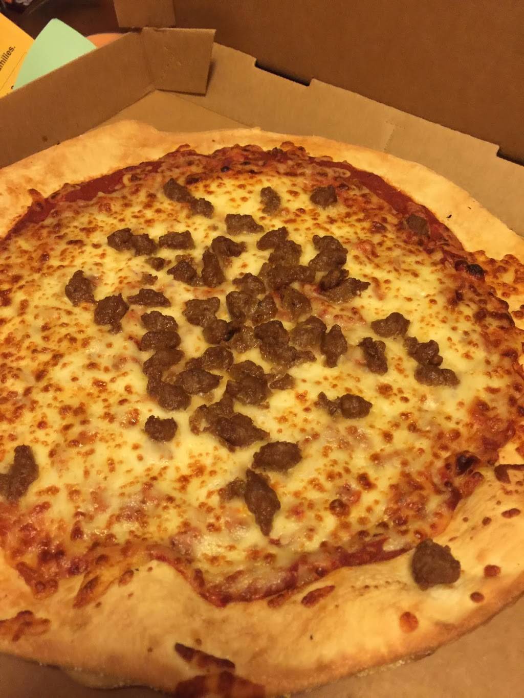 Little Caesars Pizza | meal takeaway | 2694 Cranston Rd, Beloit, WI 53511, USA | 6083628228 OR +1 608-362-8228