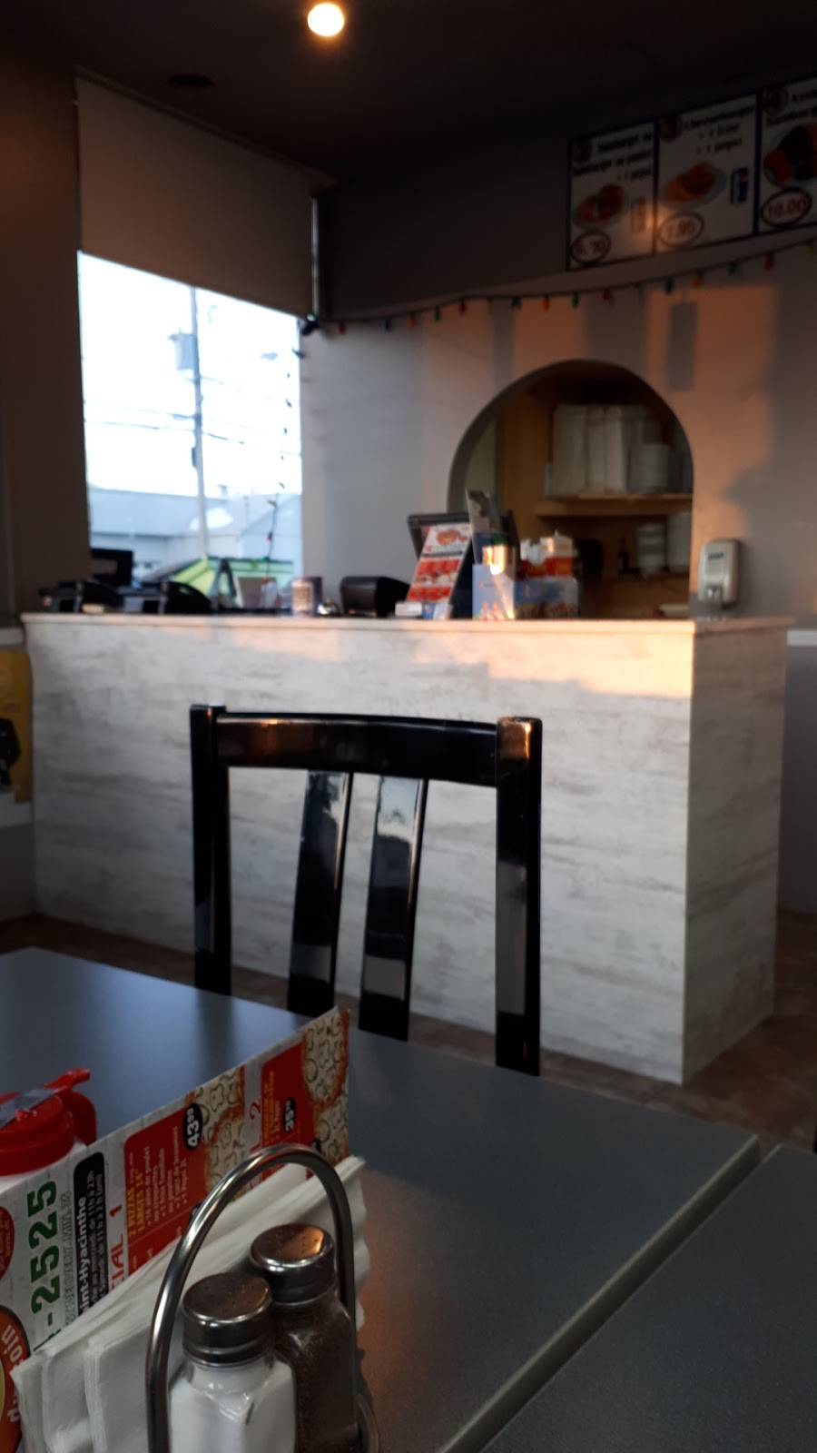 Pizza du coin | meal delivery | 16420 Avenue Saint-Louis, Saint-Hyacinthe, QC J2T 3E9, Canada | 4507742525 OR +1 450-774-2525