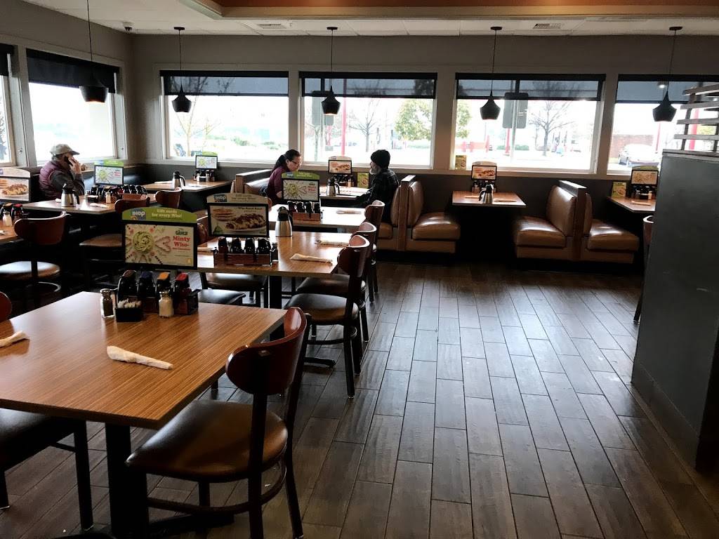 IHOP | bakery | 21 S Little Creek Rd, Dover, DE 19901, USA | 3027365578 OR +1 302-736-5578