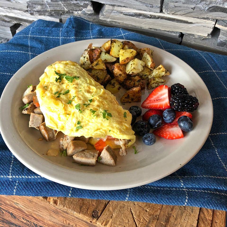 Fourpenny House | restaurant | 8323 La Mesa Blvd, La Mesa, CA 91942, USA | 6198258805 OR +1 619-825-8805