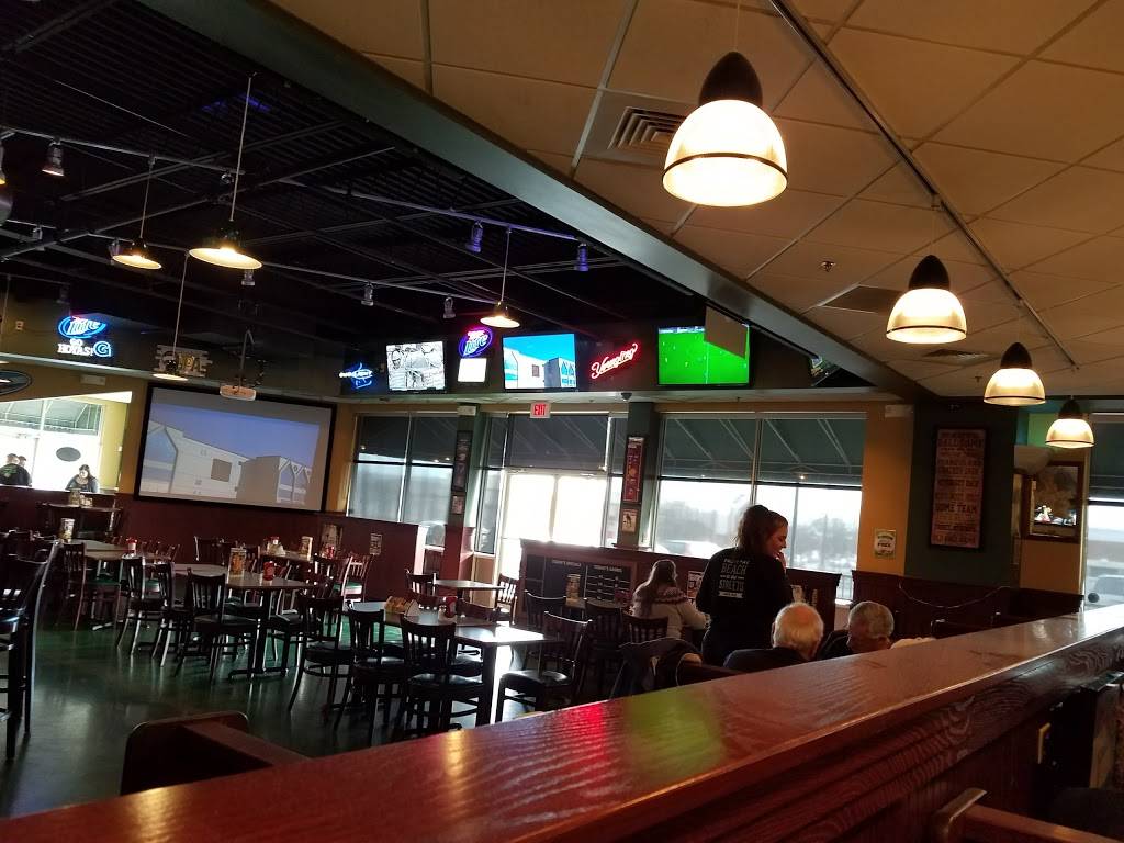 The Greene Turtle Sports Bar & Grille | restaurant | 1218-A Shank Farm Way, Hagerstown, MD 21742, USA | 3017458800 OR +1 301-745-8800