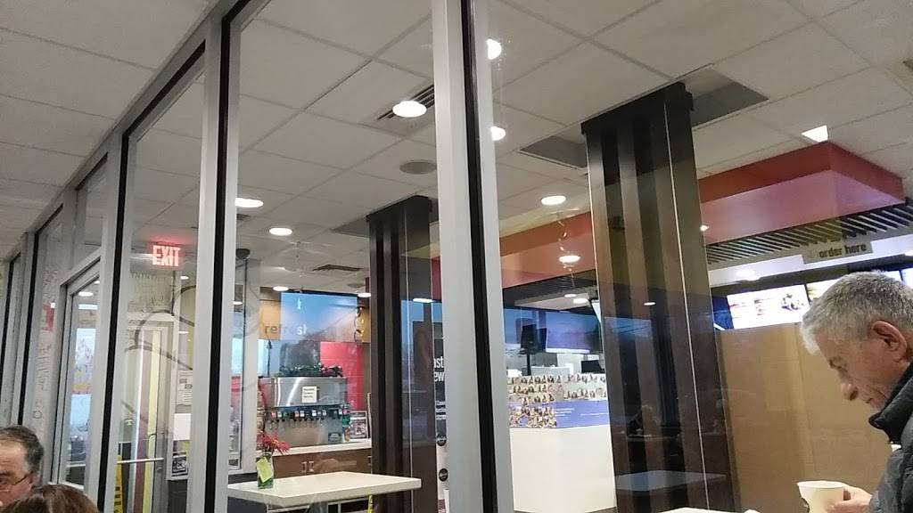 McDonalds | cafe | 1016 W Michigan Ave, Three Rivers, MI 49093, USA | 2692799723 OR +1 269-279-9723