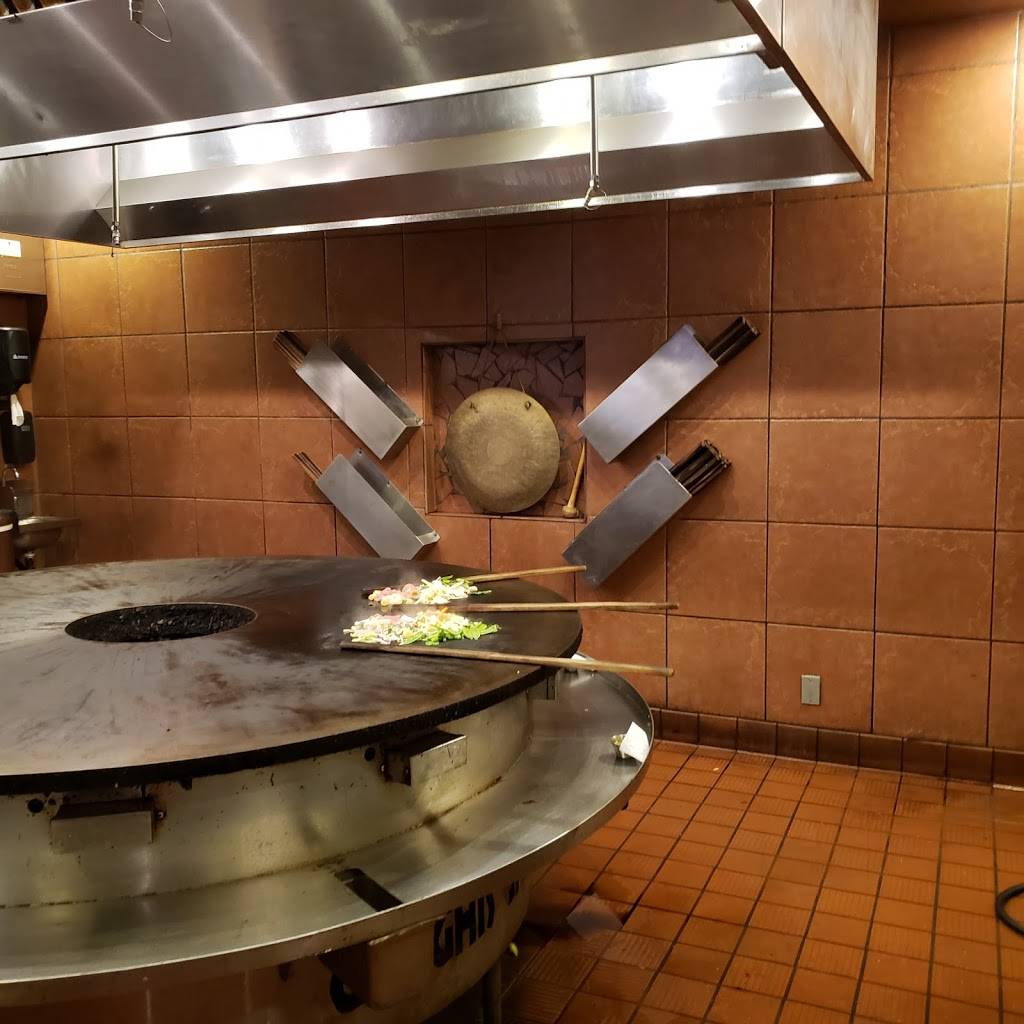 Genghis Grill | restaurant | 7350 W Bell Rd #201, Glendale, AZ 85308, USA | 6233342695 OR +1 623-334-2695