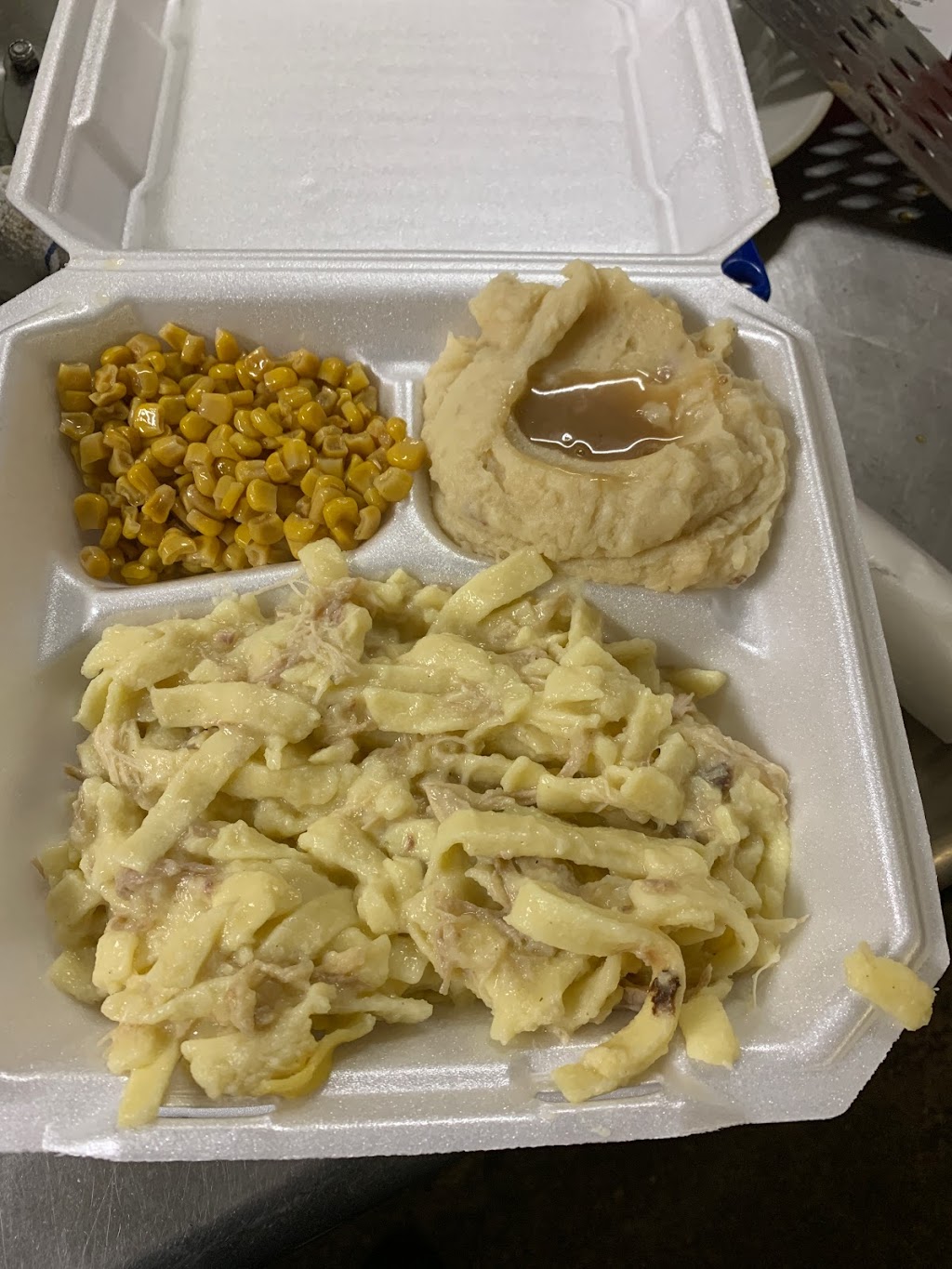 Zimmarss Showbar | restaurant | 1500 Locust St, Terre Haute, IN 47807, USA | 8122323026 OR +1 812-232-3026