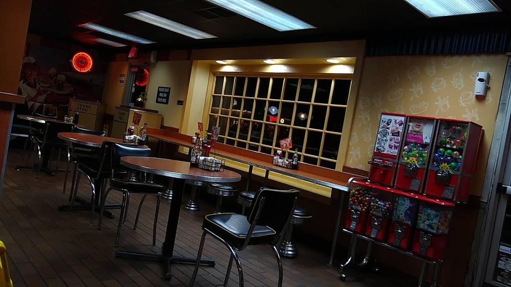 Long John Silvers | restaurant | 641 Greenville Ave, Staunton, VA 24401, USA | 5408850050 OR +1 540-885-0050