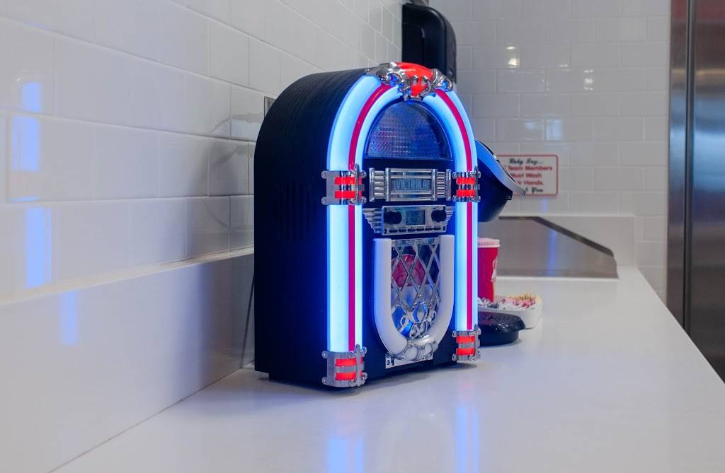 Rubys Diner | restaurant | 4250 West Anthem Way #F-50, Anthem, AZ 85086, USA | 6235517829 OR +1 623-551-7829