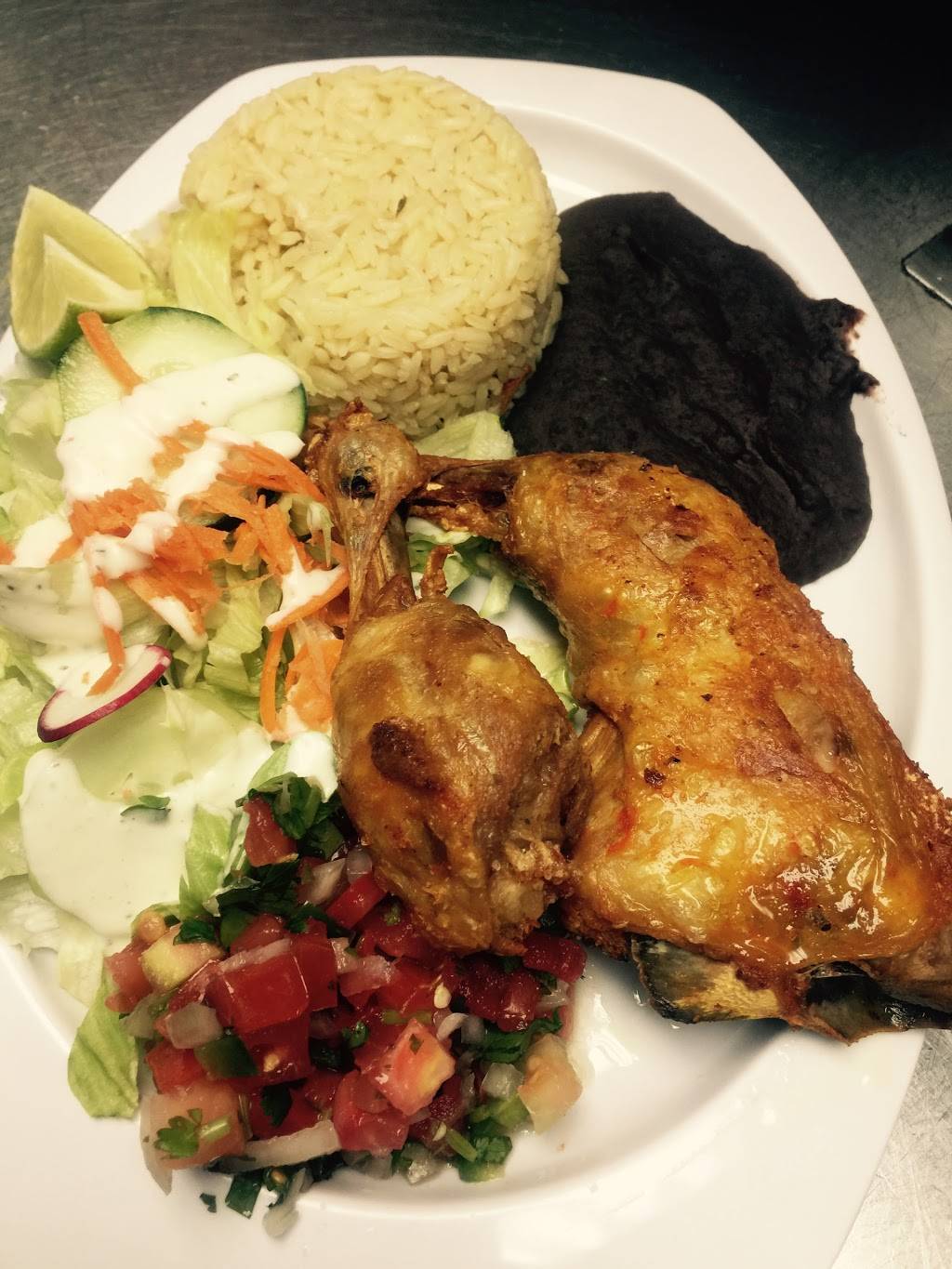 Pupuseria Sabor Latino | restaurant | 1446 E Hunting Park Ave, Philadelphia, PA 19124, USA | 2157442220 OR +1 215-744-2220