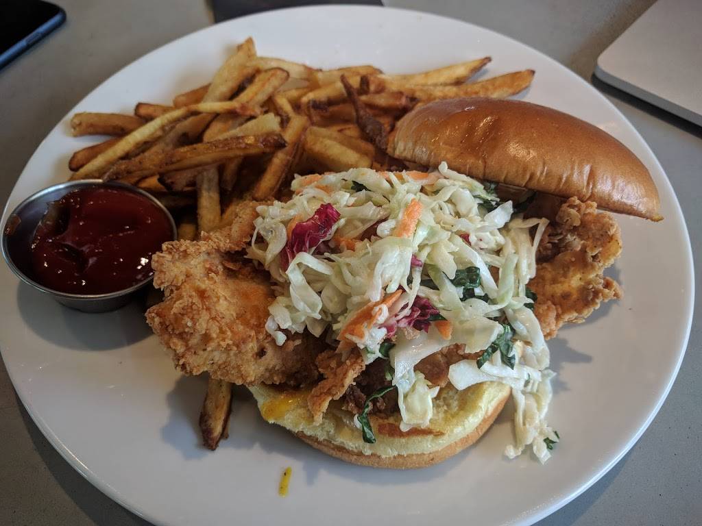 Howells Kitchen and Bar | restaurant | 1962 Howell Mill Rd #100, Atlanta, GA 30318, USA | 4045652221 OR +1 404-565-2221