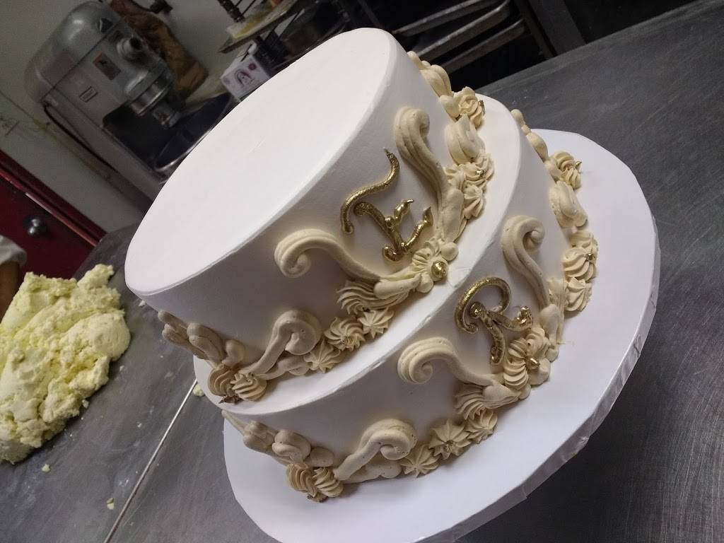 Punto Rojo | bakery | 3841, 85 S Main St, Freeport, NY 11520, USA | 5164425266 OR +1 516-442-5266