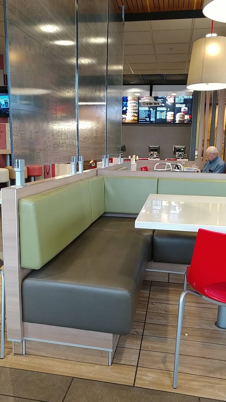 McDonalds | cafe | 5506 IN-62, Jeffersonville, IN 47130, USA | 8122845380 OR +1 812-284-5380
