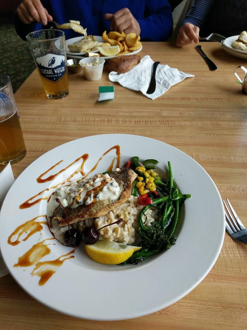 The Iron Grille | restaurant | 604 Water St, Iola, WI 54945, USA | 7154450044 OR +1 715-445-0044