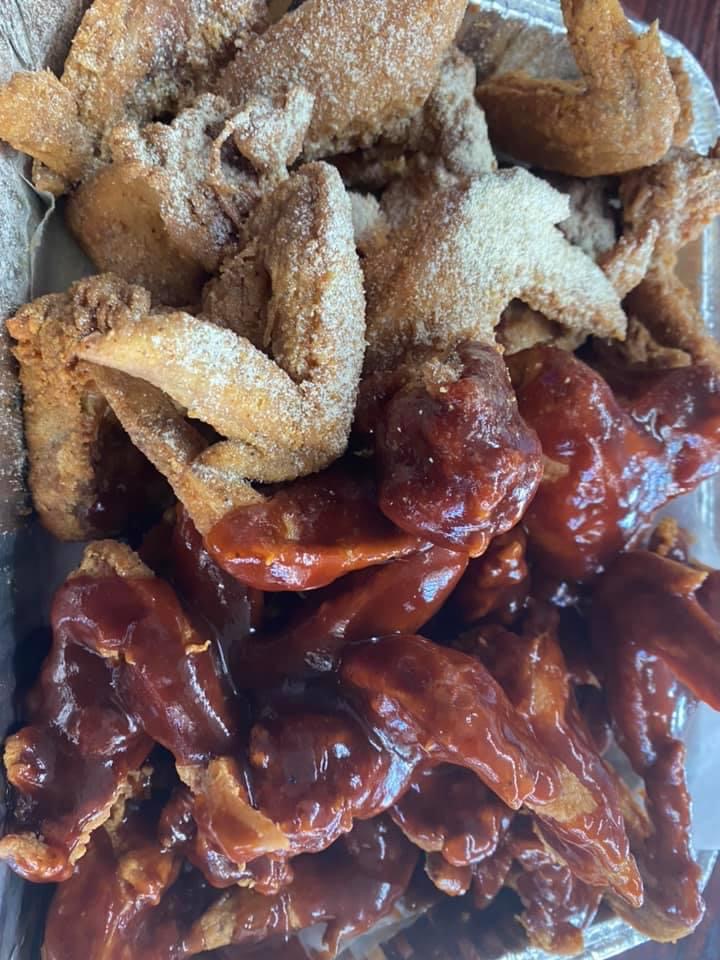 Blue shark | restaurant | 798 N Sebastian, West Helena, AR 72390, USA | 8708309815 OR +1 870-830-9815