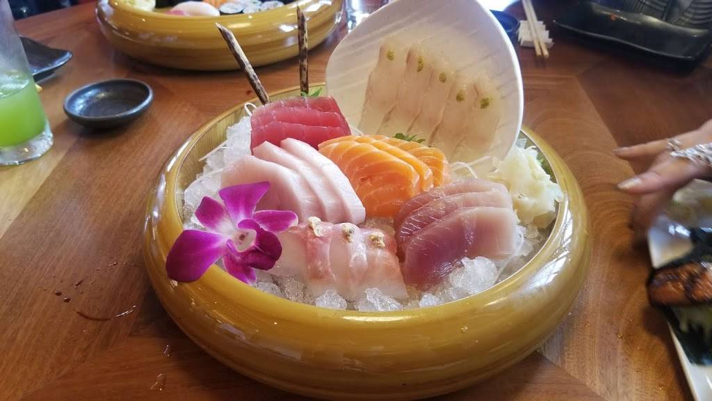 Blue Ribbon Sushi | restaurant | 15201 Palisades Village Lane, Los Angeles, CA 90272, USA | 3109079899 OR +1 310-907-9899