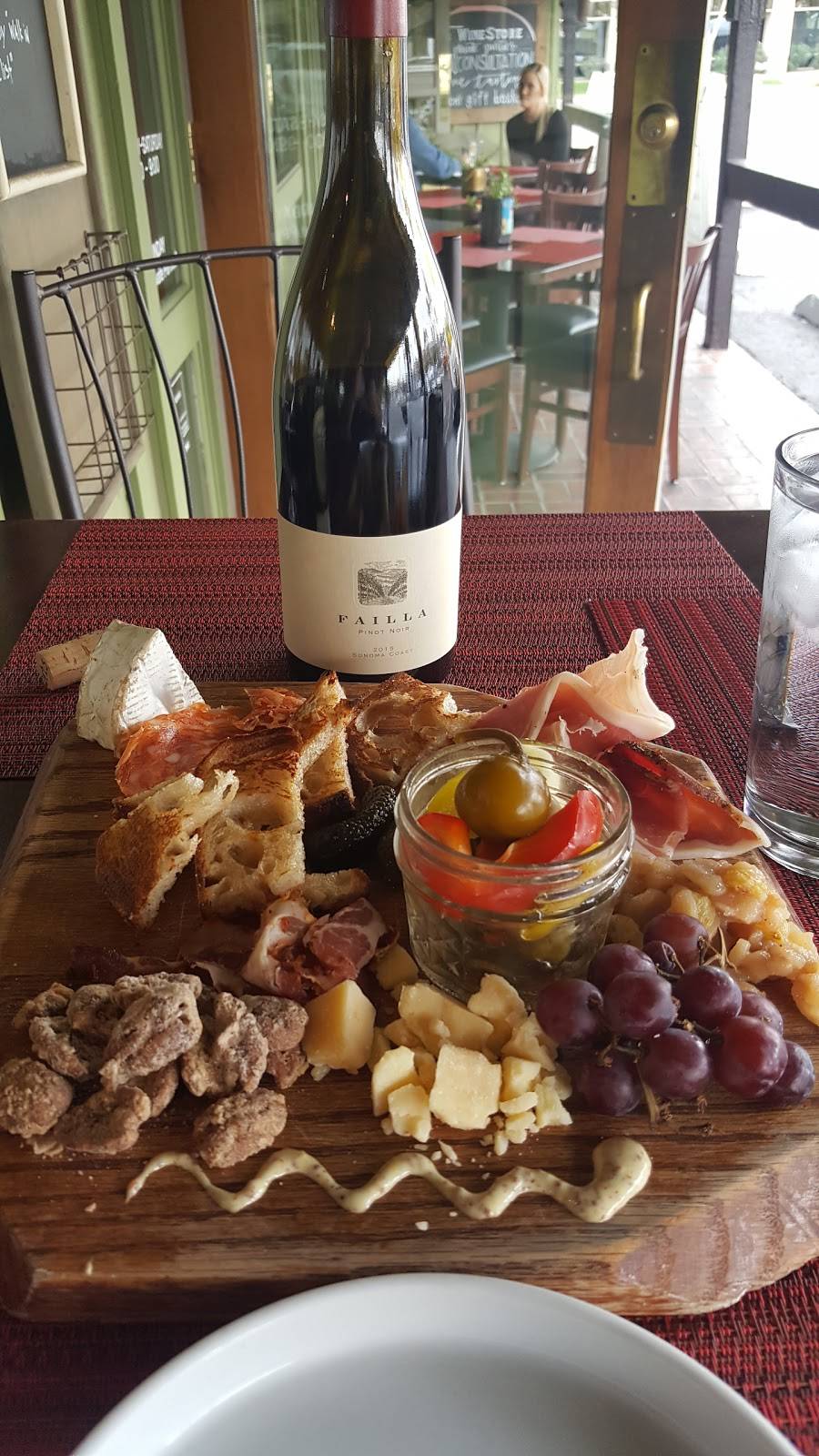 The Tavern | restaurant | 3209 E Camelback Rd, Phoenix, AZ 85018, USA | 6029557730 OR +1 602-955-7730