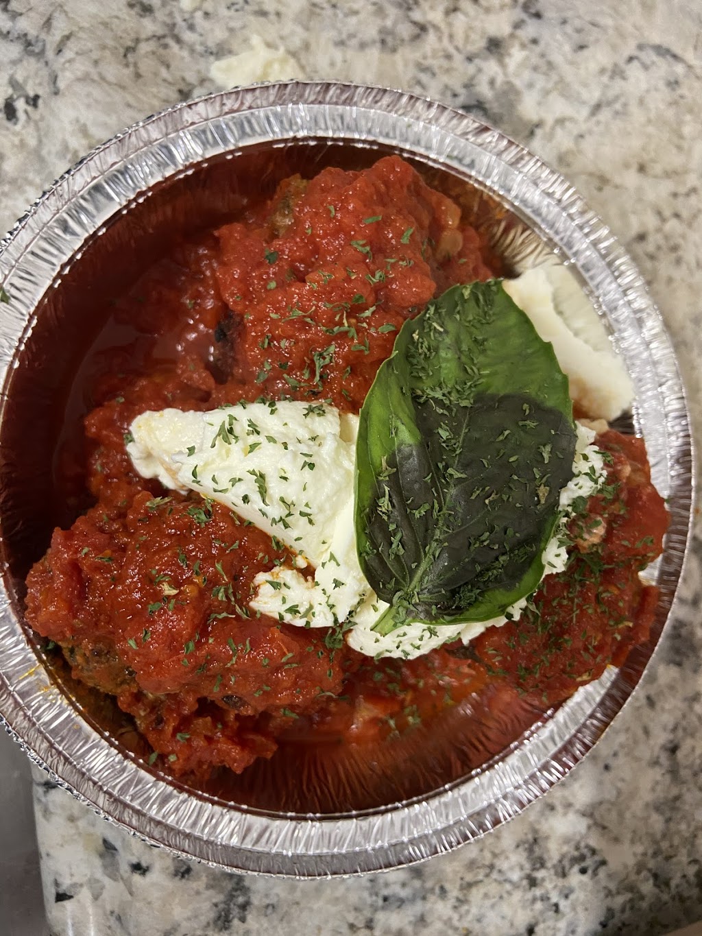 Goodfellas Famous New York Pizza | restaurant | 118 Jefferson, San Antonio, TX 78205, USA | 2105414230 OR +1 210-541-4230