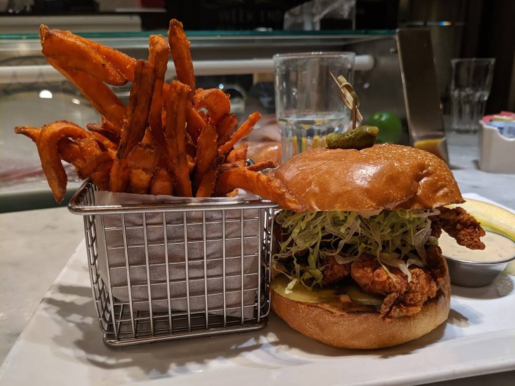 The Todd English Food Hall | restaurant | 1 W 59th St, New York, NY 10019, USA | 2129869260 OR +1 212-986-9260