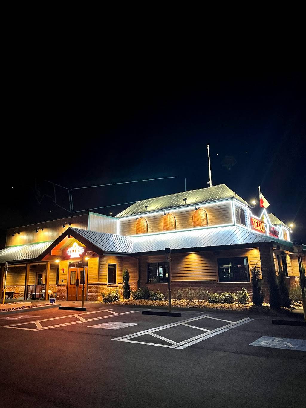 Texas Roadhouse - Tampa, FL | restaurant | 2550 S Falkenburg Rd, Tampa, FL 33619, USA | 8137934370 OR +1 813-793-4370