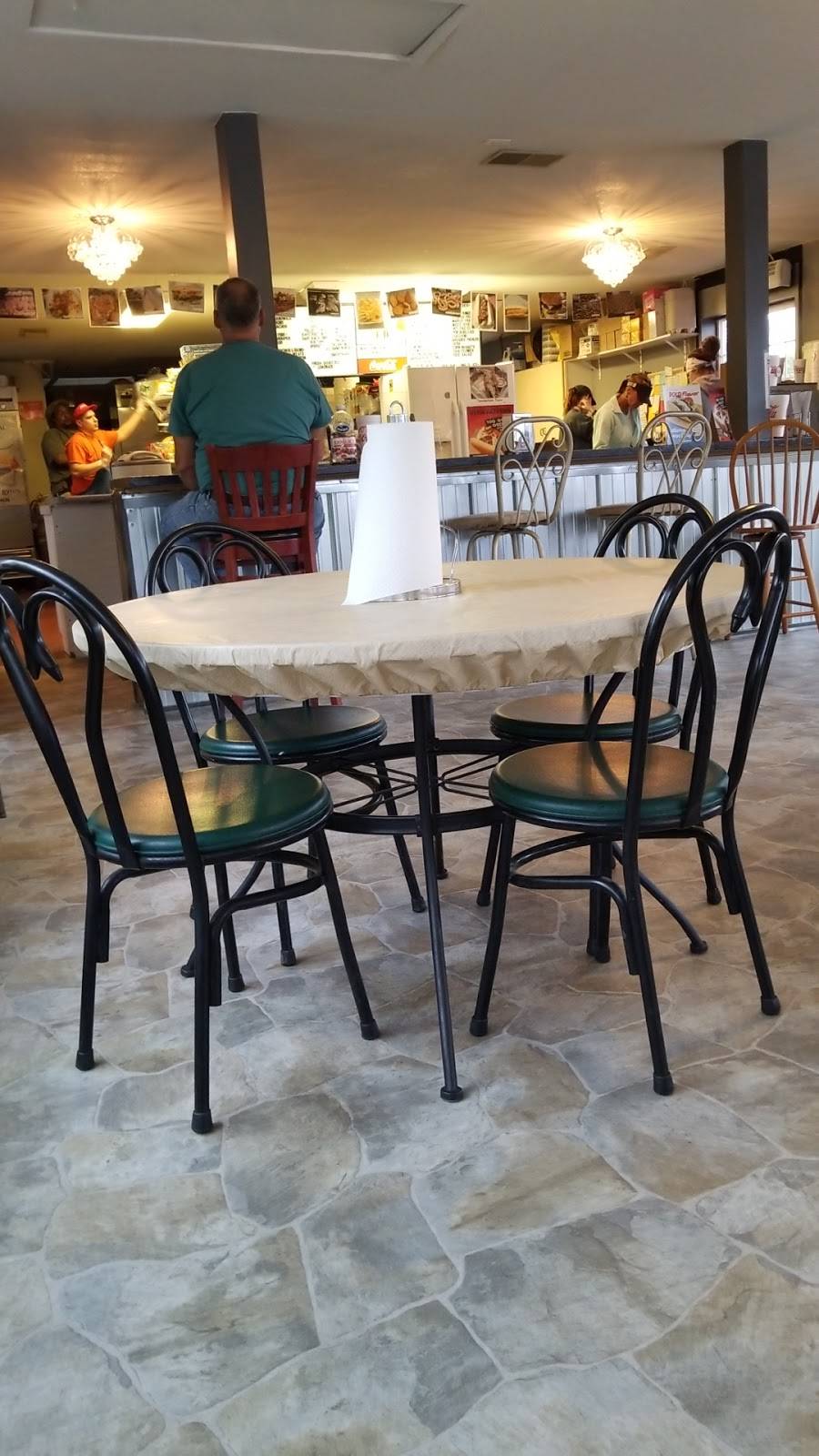 Juliannos | restaurant | 2333 W Markland Ave, Kokomo, IN 46901, USA | 7654560804 OR +1 765-456-0804