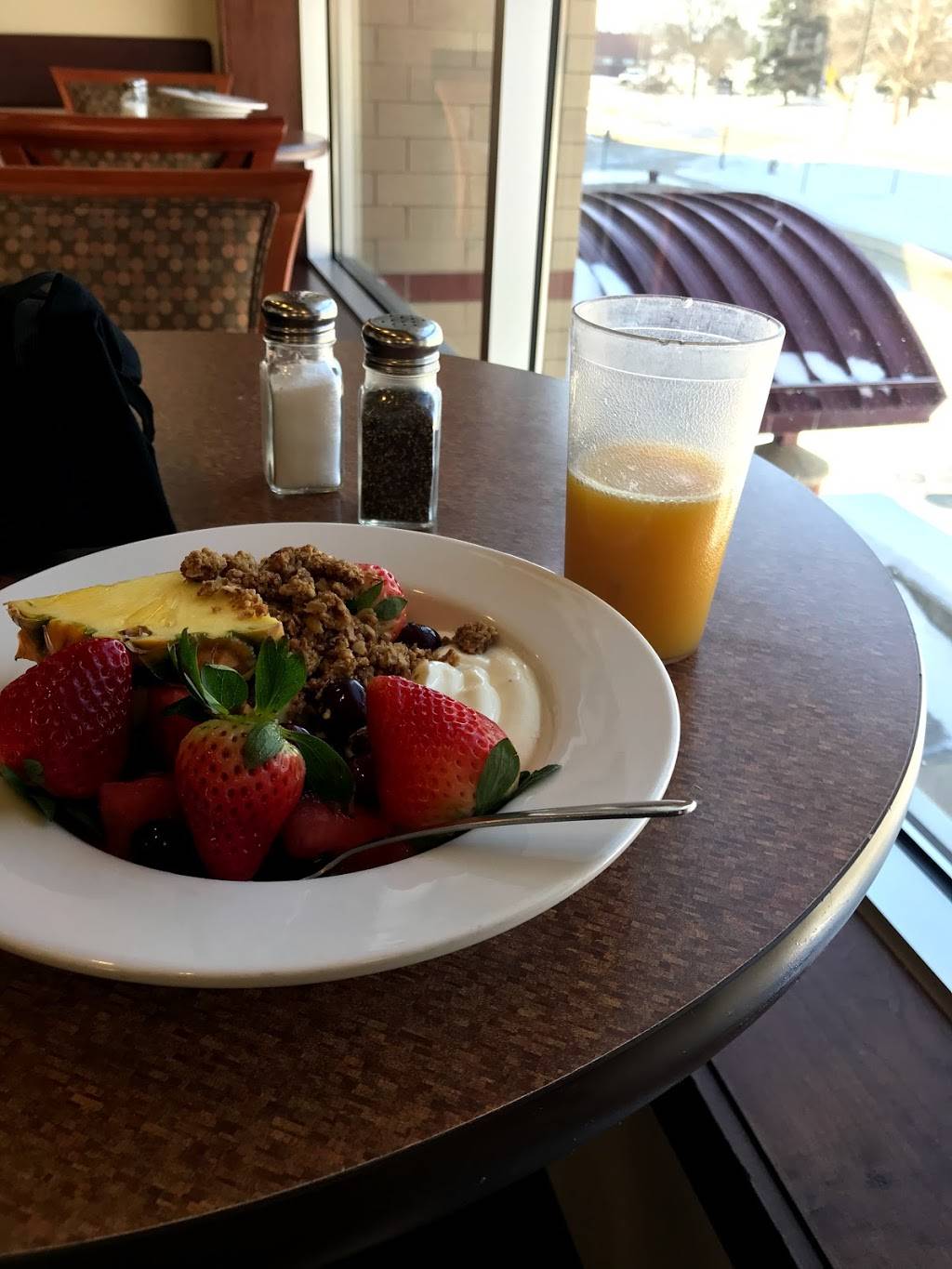 Fresh Food Company | restaurant | 1900 East Campus Dr, Mt Pleasant, MI 48858, USA | 9897743194 OR +1 989-774-3194