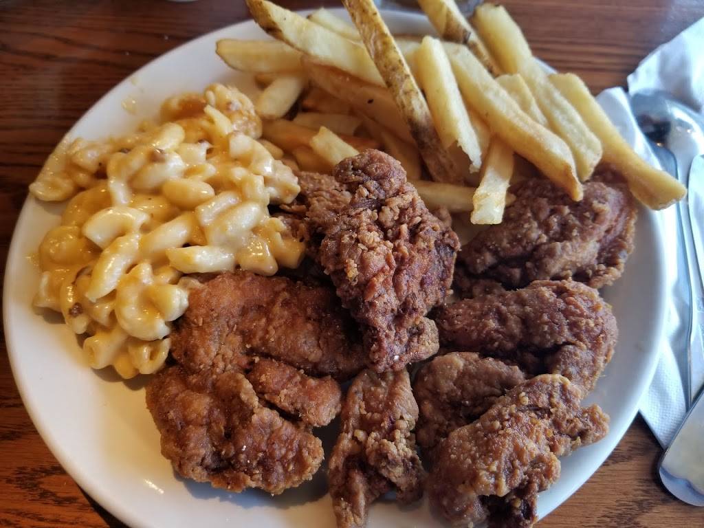 Cracker Barrel Old Country Store | restaurant | 6330 N Interstate 35, San Antonio, TX 78218, USA | 2105998080 OR +1 210-599-8080