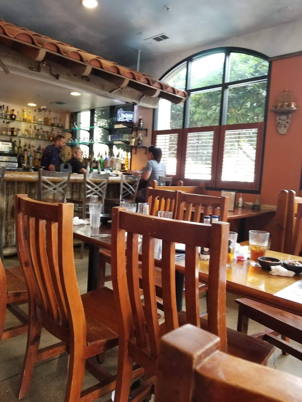 Los Reyes Restaurante Y Cantina | restaurant | 21 Town Square Pl # A, Vacaville, CA 95688, USA | 7074482113 OR +1 707-448-2113