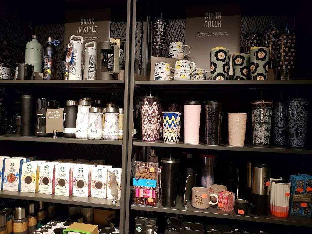 Starbucks | cafe | 1996 Rockford St #100, Mt Airy, NC 27030, USA | 3368404530 OR +1 336-840-4530