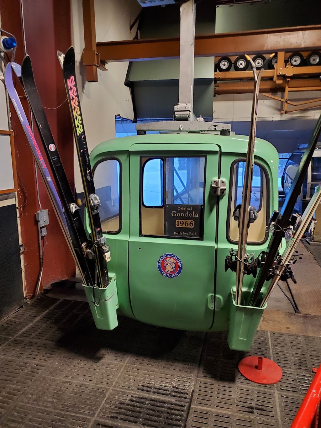 McCoy Station | restaurant | 10001 Minaret Rd, Mammoth Lakes, CA 93546, USA | 7609340745 OR +1 760-934-0745