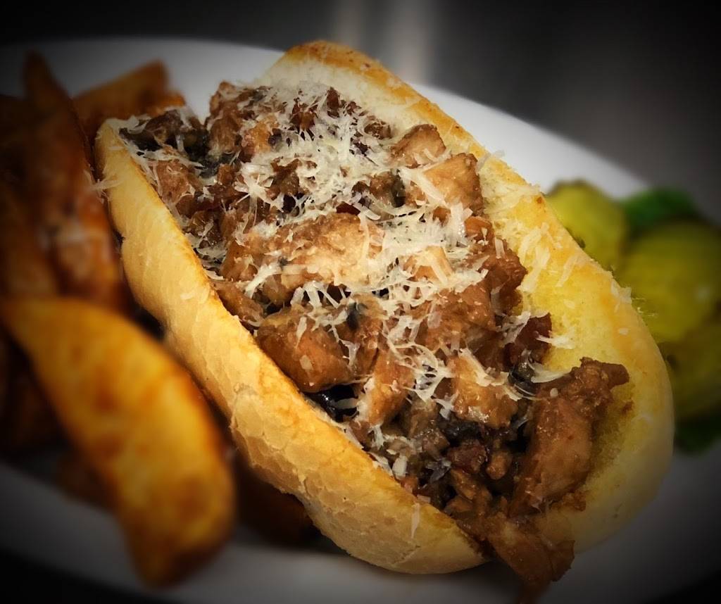 Jonesys local | restaurant | 1801 Ward Ave #240, Hudson, WI 54016, USA | 7158080009 OR +1 715-808-0009